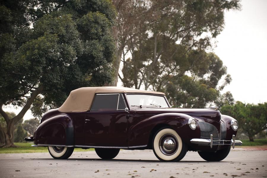  Lincoln Zephyr Continental Cabriolet 1940 года  (фото 1 из 28)